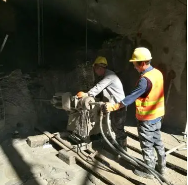 治多水下抗分散灌浆料特点 水下不分散注浆料介绍